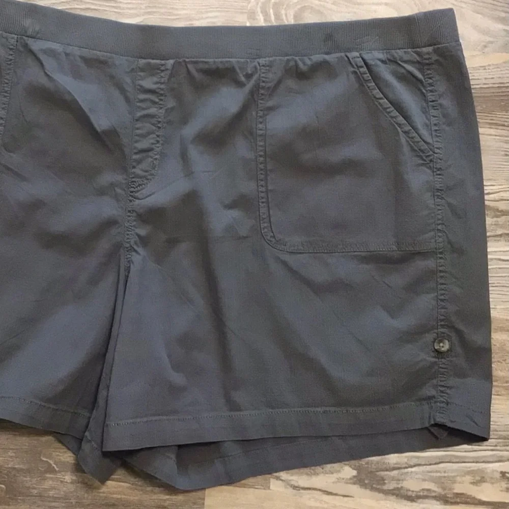 Sonoma Captive Gray Easy Pull On Utility Short Ultracomfort Waistband 4X NWT